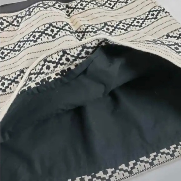GAP BLACK AND CREAM MINI SKIRT SIZE 10 - Picture 6 of 9